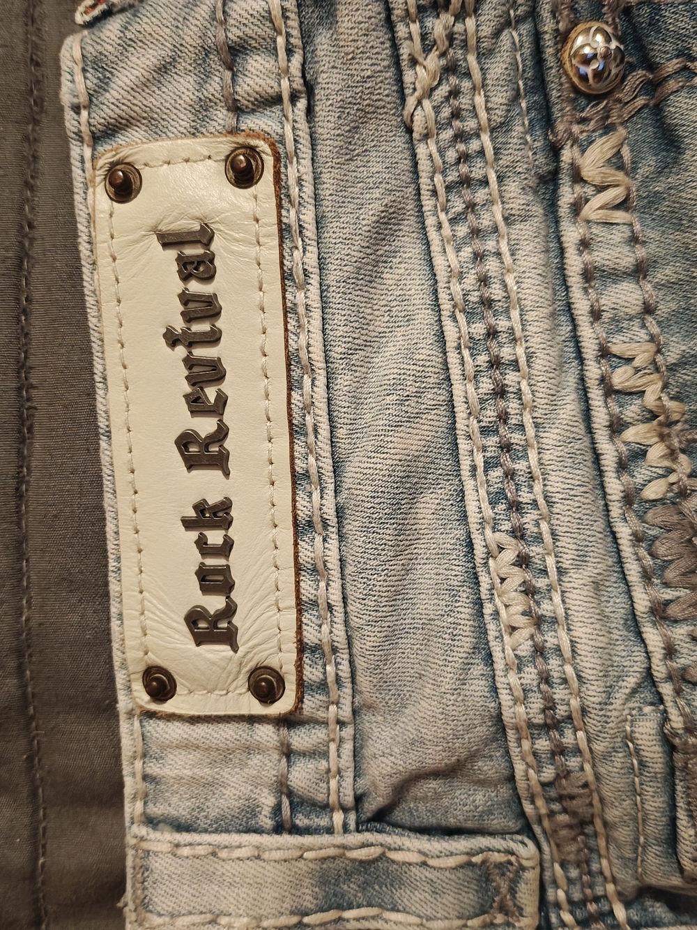 Rock Revival Women's/Mens Pale Blue 'Serena' Jeans with Leather Logo Patch